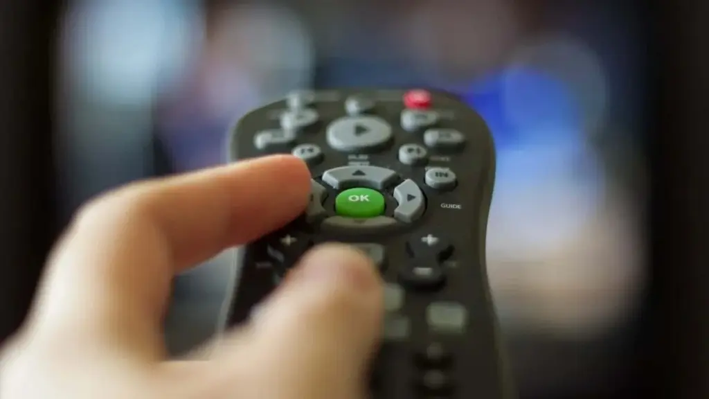 Är fjärrkontrollerna på väg bort? Om din TV stöder Bluetooth, testa den här gratisappen