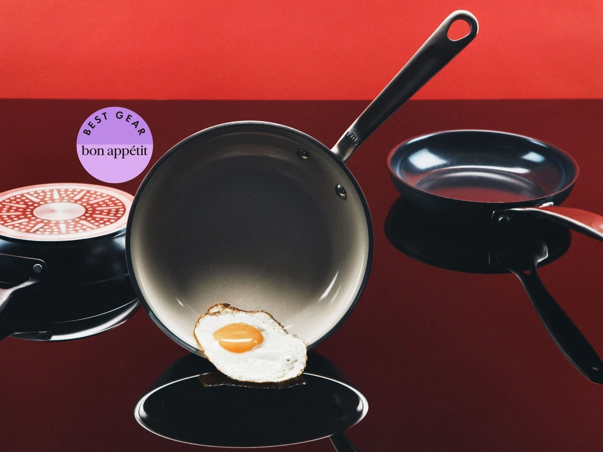 Behåll livslängden på dina stekpannor: Enkla husmorsknep för att återställa non-stick-ytan - image 1