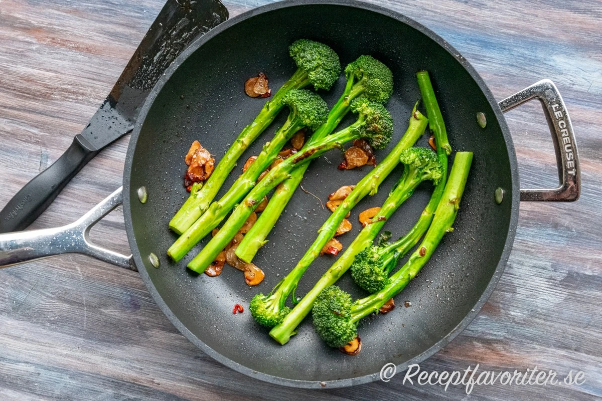 Broccolins hemliga smak: eksperten avslöjar panfrying - image 1