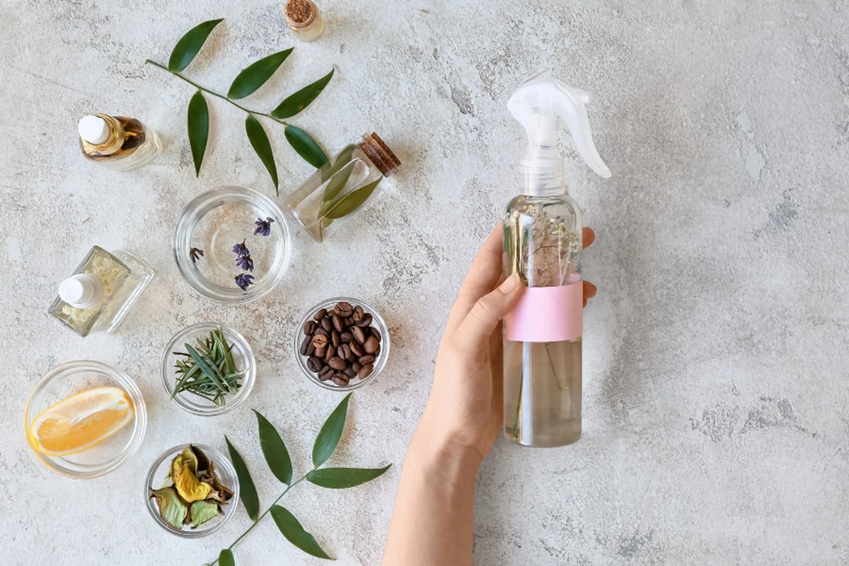 Do koupelny nalijte tuto směs – voní jako parfumerie a stojí pár korun - image 1