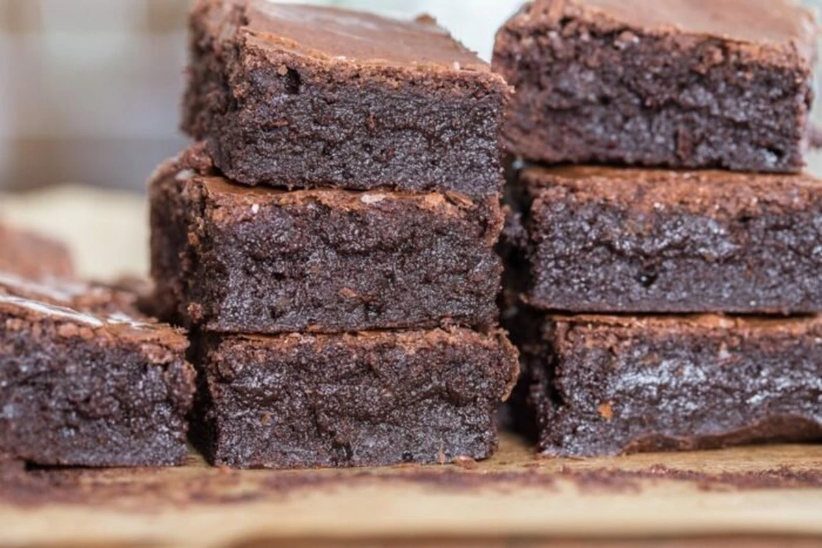 Endast 3 ingredienser: Brownies utan mjöl, socker – och till och med smör! - image 1