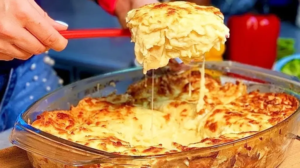 Enkelt gratinerat med köttfärs och gnocchi: Din nya favoriträtt för vardagen