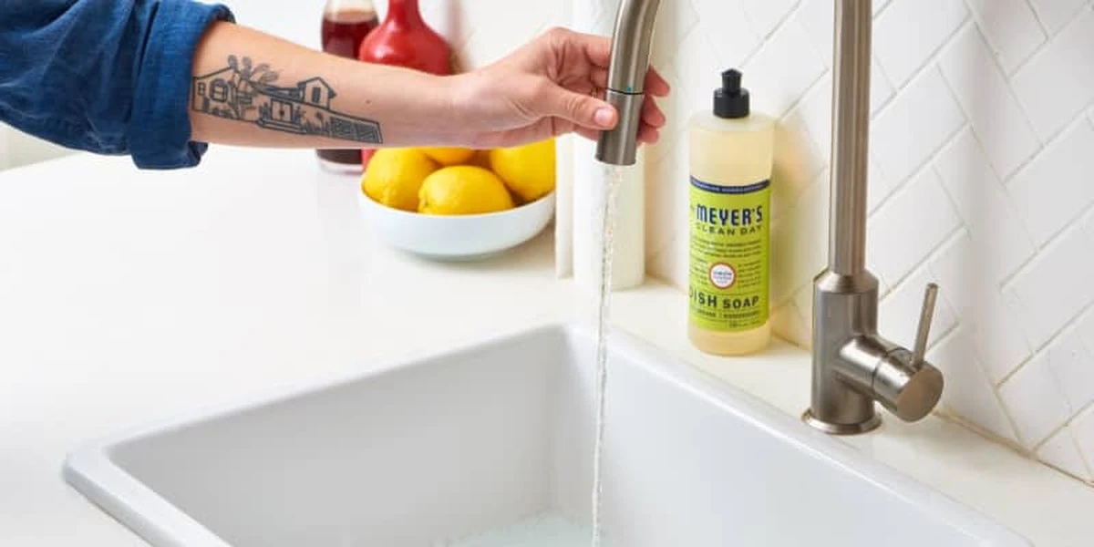 Gnugga kranen med citron över natten – förvånansvärda fördelar för ditt hem - image 1