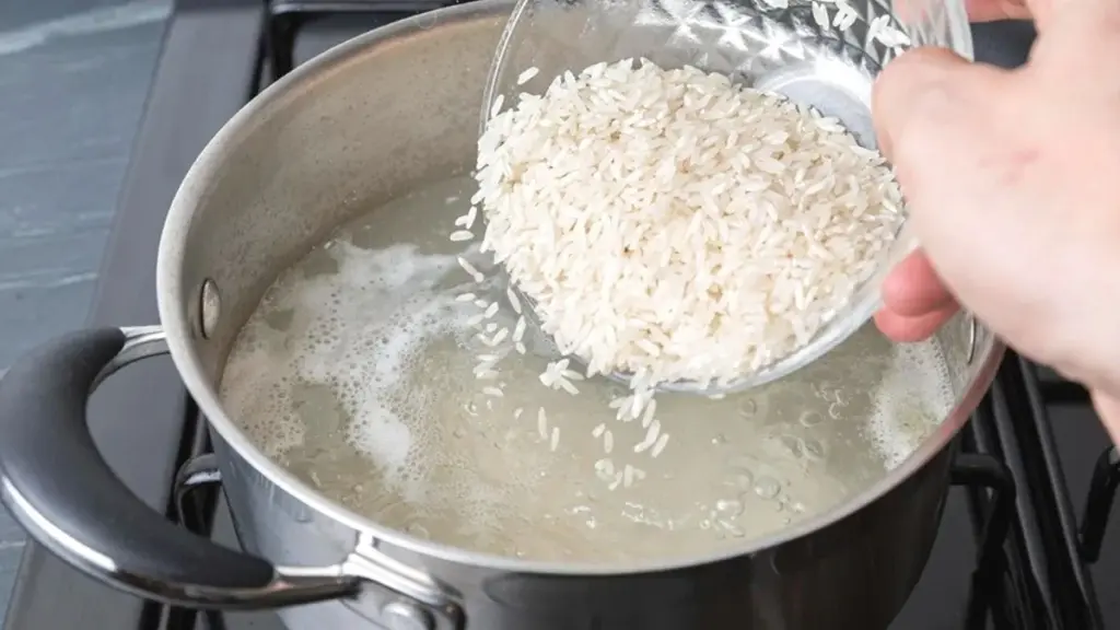 Så räddar du riset – undvik klibb och få perfekta korn varje gång