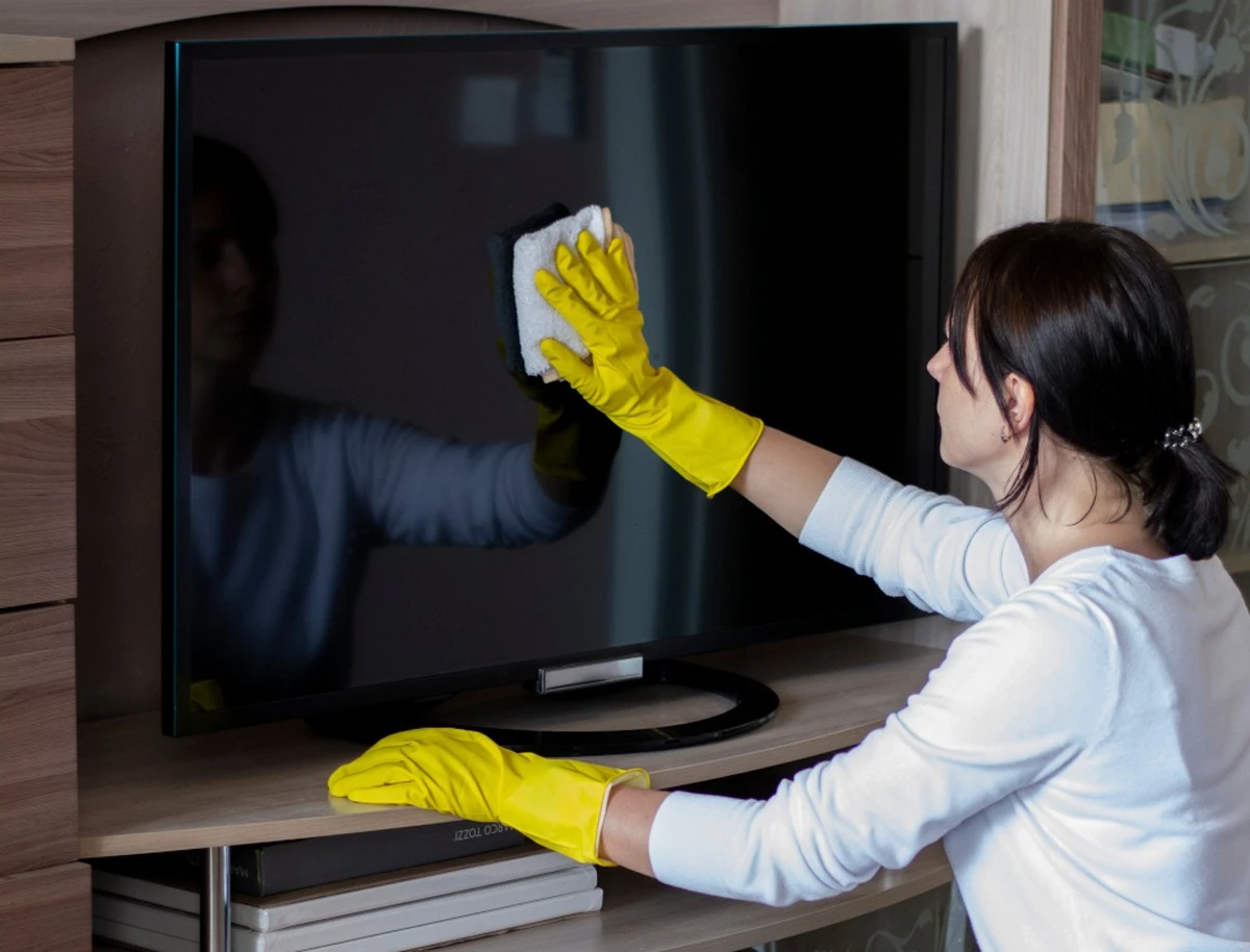 Så rengör du din TV – utan att skada skärmen - image 1