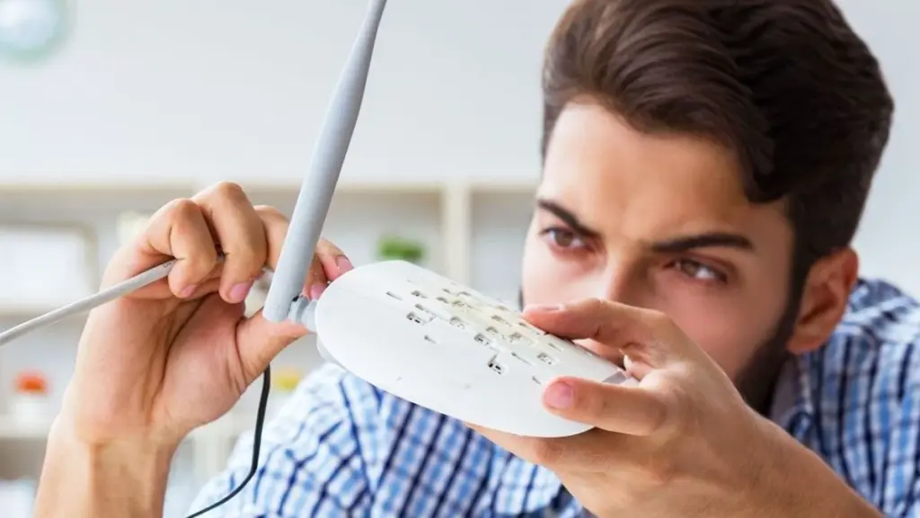 Så vet du om någon snyltar på ditt Wi-Fi – och hur du stoppar dem