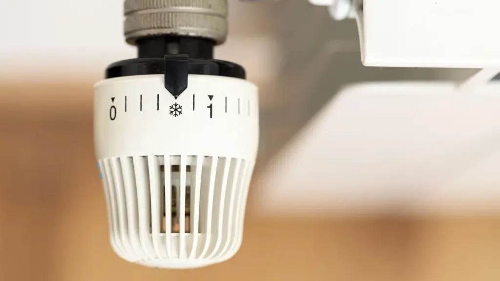 Stänga av elementen helhjärtat? Paradoxalt nog kan det öka din energiförbrukning